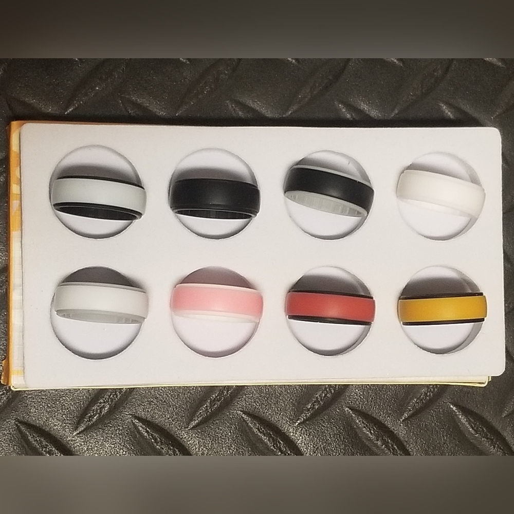 Chic Moda Comfortable Silicone Rings Womens size 10